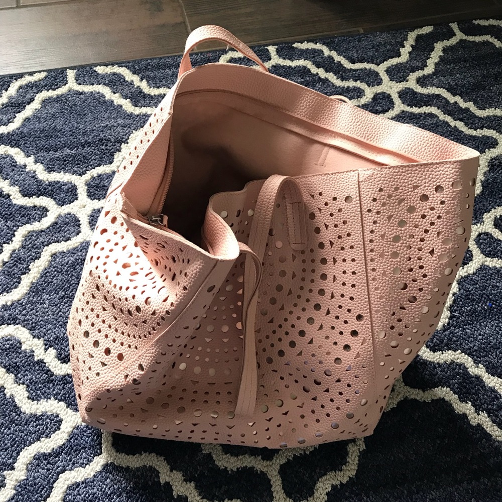Pink tote - Picture 2 of 3